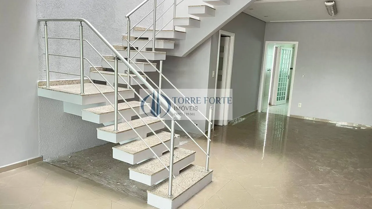 Imagem Oportunidade Única, Sobrado 235 m²localizado na Penha de França .