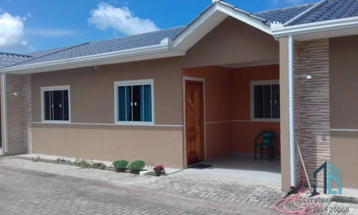 Imagem Casa a venda em condomínio 02 quartos, vaga, em Matinhos PR