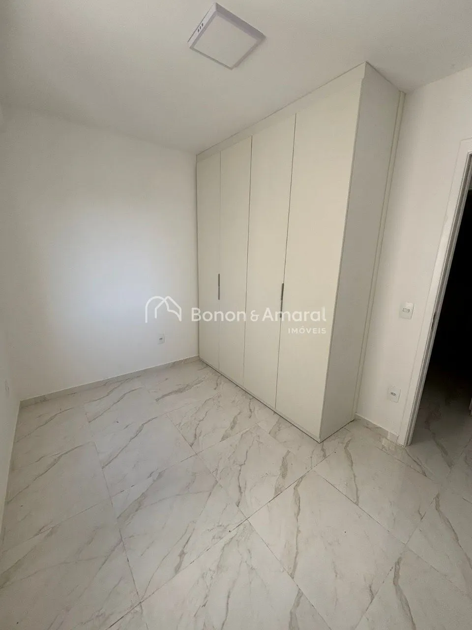 Imagem Apartamento à venda, 80 m², 3 dormitórios, 1 suíte, varanda gourmet, 2 vagas em Paulínia