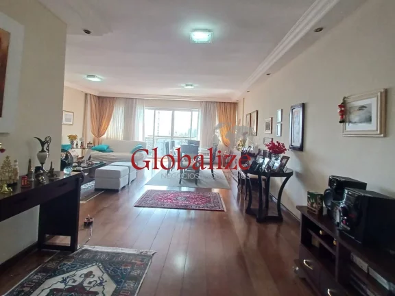 Imagem Apartamento à venda com 278m², 4 quartos, 2 suítes, vaga demarcada, perto da praia por R$ 1.450.000,00 no Embaré em Santos
