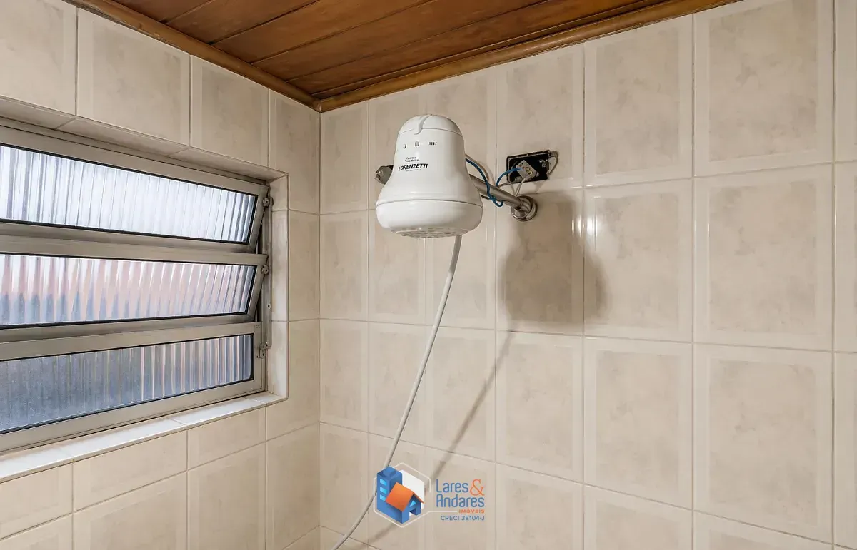 Imagem Sobrado para venda em Vila Guarani (Z Sul) com 4 quartos, sendo 1 suíte, 415m²