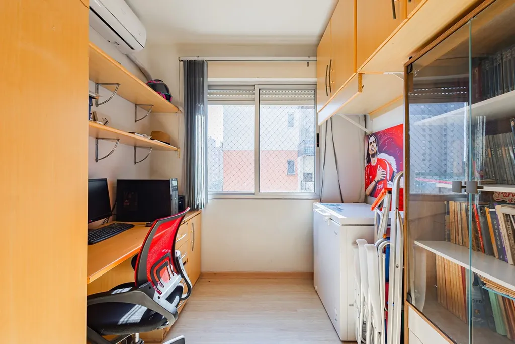 Imagem Apartamento à venda em Porto Alegre, Partenon, com 3 quartos, 68m2