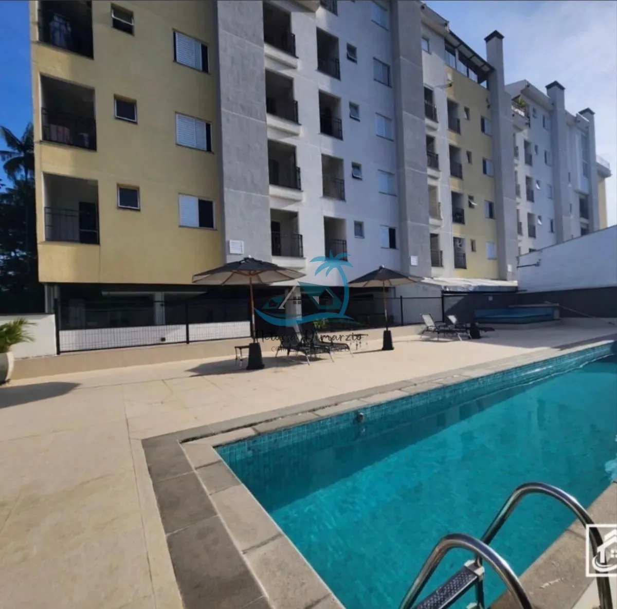 Foto do imóvel Apartamento com 2 dormitórios à venda no centro de Ubatuba