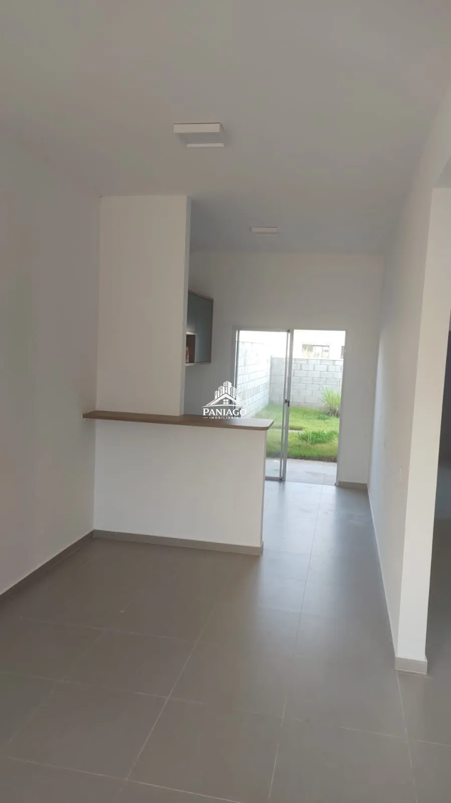 Imagem Casa em Condomínio 3 dormitórios para alugar Petrópolis Várzea Grande/MT