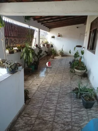 Imagem Maravilhosa casa de 3 qts em laranjeiras