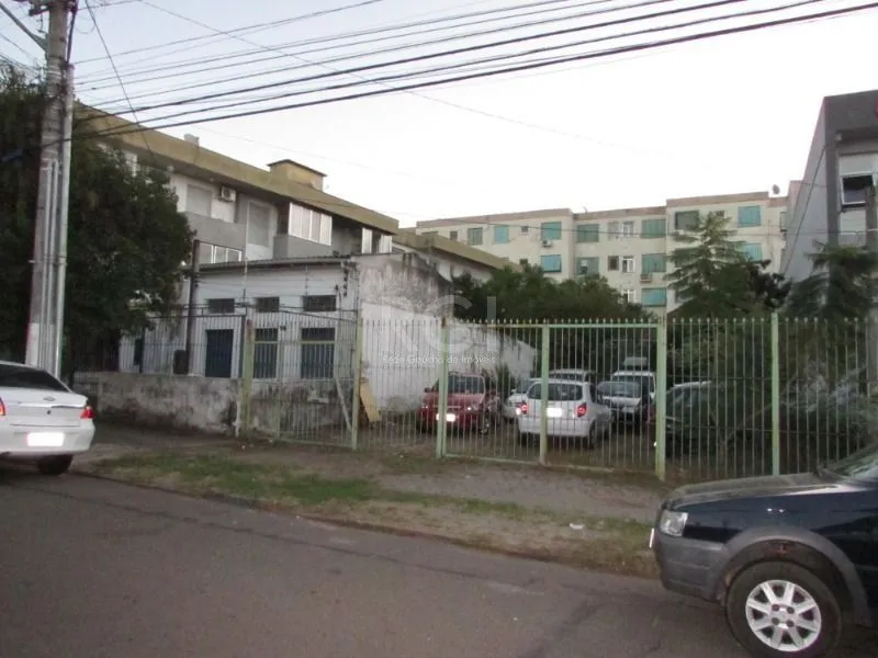 Imagem Ótima oportunidade - Terreno à venda em Porto Alegre