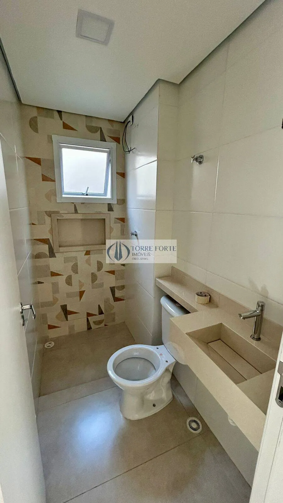 Imagem Apartamento Novo com 1 dormitorio ,quintal,varanda sem vaga na Vila Carrão.