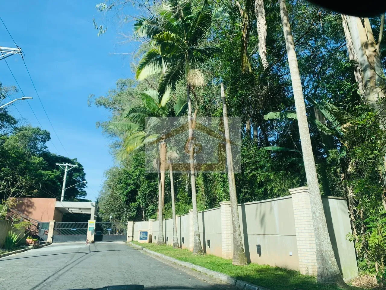 Imagem São 4 quartos, sendo 2 suítes, 5 vagas, Imperdível , residencial com apenas 34 casas