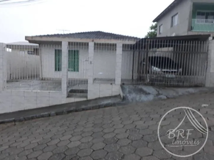 Imagem Vendo Casa em Serraria São José SC de 3 dorm.(Suíte) + Edícula c/churrasq.