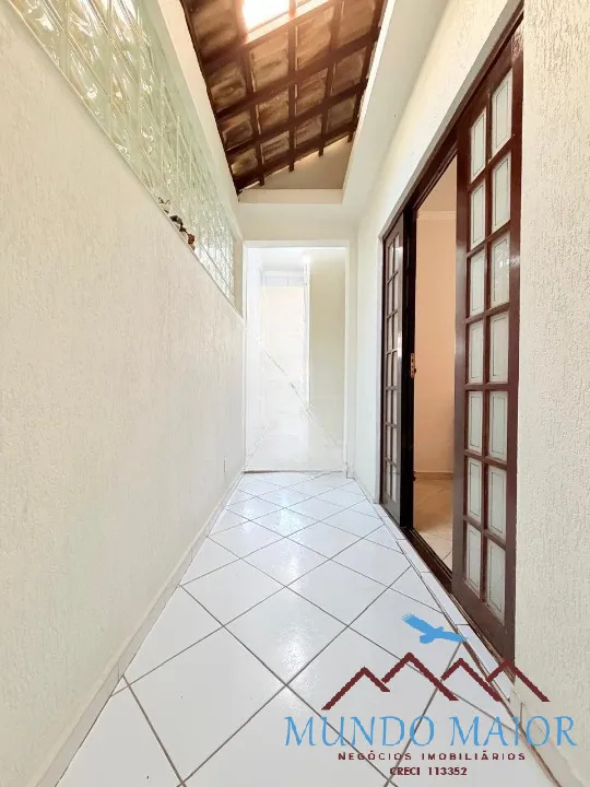 Imagem OPORTUNIDADE ÚNICA! SOBRADO 280M² PRONTO PARA MORAR - 3 SUÍTES + ESCRITÓRIO