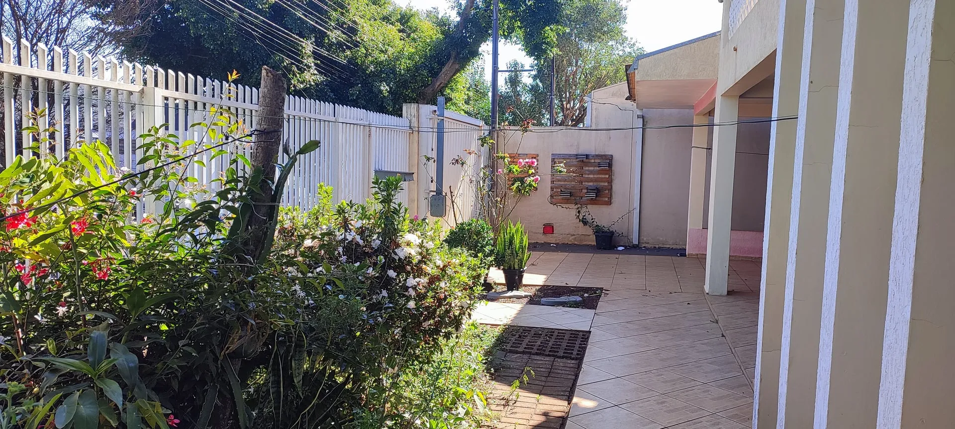 Imagem Sobrado de Esquina à Venda no São Cristóvão - 300 m² - R$ 1.118.000,00