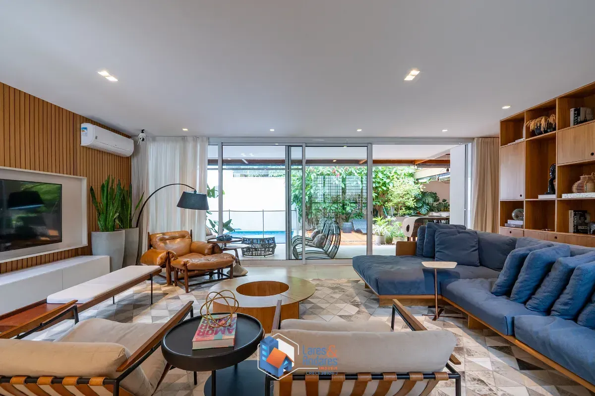 Imagem Casa no condomínio Condomínio Modernne para venda com 3 quartos, sendo 3 suítes, 357m²