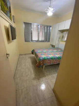 Imagem Apto na Praia Grande litoral de São Paulo a 2 quadras da praia, contendo 3 quartos, sala 2 ambiente...