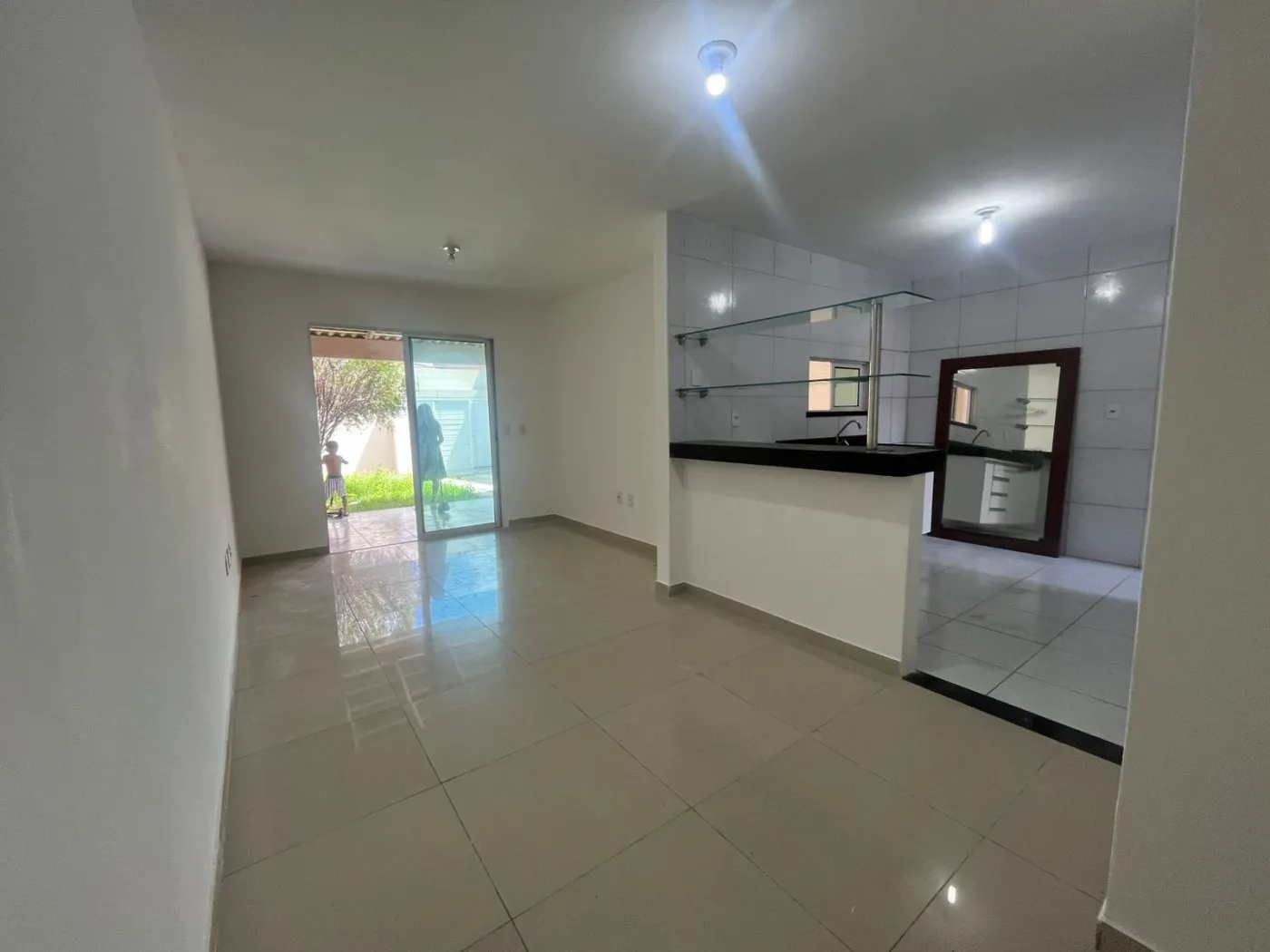 Imagem Casa para Venda em Fortaleza, Sapiranga, 3 dormitórios, 3 suítes, 3 vagas