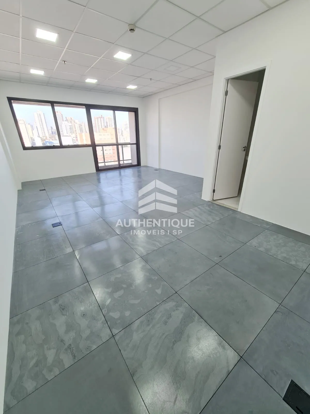 Imagem JURUBATUBA EMPRESARIAL CENTRO SBC - Sala Comercial no Centro de SBC à venda!