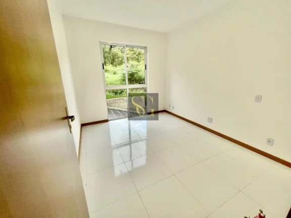 Imagem Casa para Venda em Teresópolis, Vargem Grande, 4 dormitórios, 1 suíte, 2 banheiros, 2 vagas