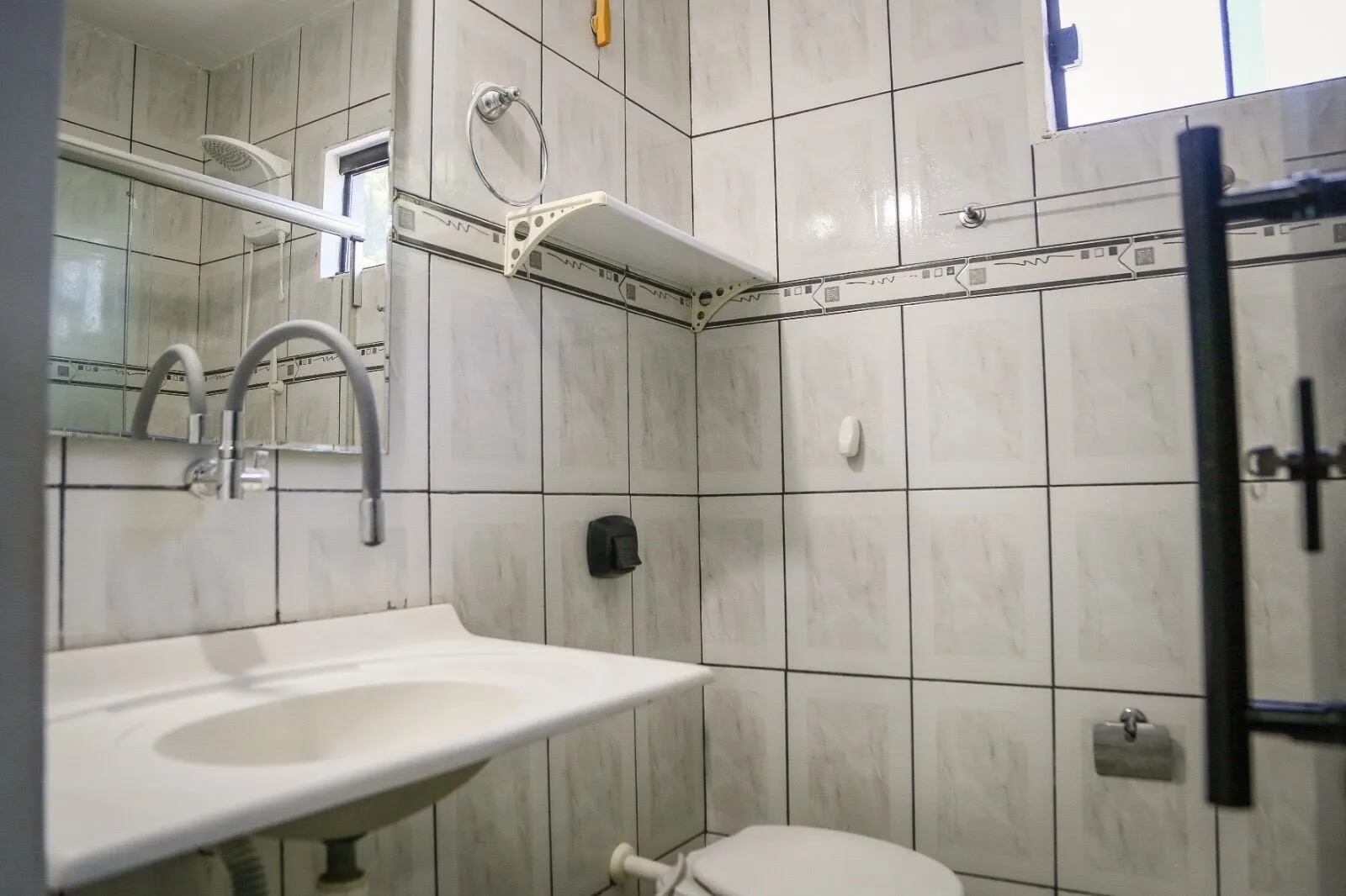 Imagem Sobrado, 3 suítes com piscina no Santa Marta | Venda ou Locação | Cuiabá-MT