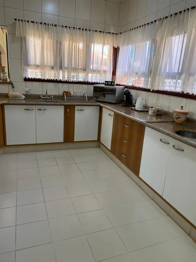Imagem Descubra o seu refúgio particular em Valinhos: Sobrado impecável no Reserva Colonial