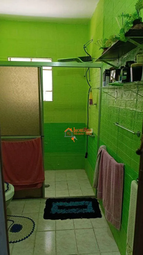 Imagem Sobrado com 6 dormitórios à venda, 280 m² por R$ 795.000,00 - Vila Flórida - Guarulhos/SP