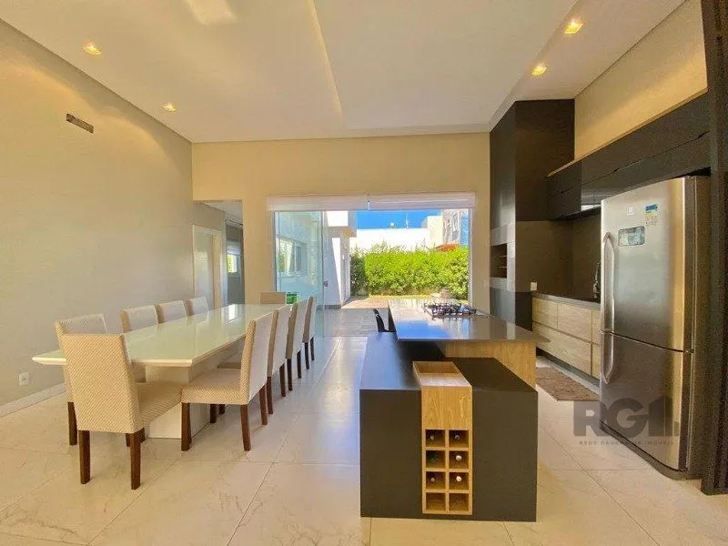 Imagem Casa de Condomínio em Dubai