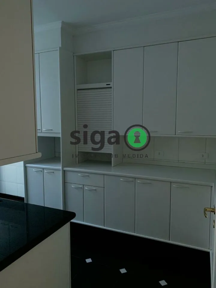 Imagem Casa Sobrado á Venda - 300 m², 3 suítes, 2 vagas no Jardim Paulistano !