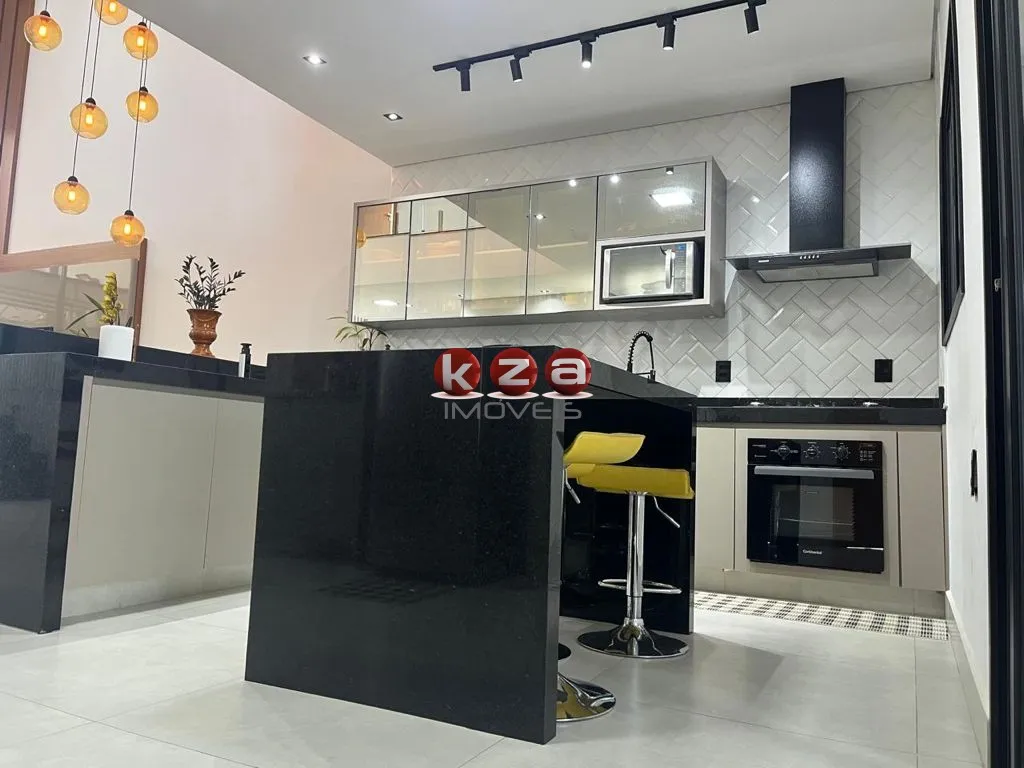 Imagem Casa de luxo em condomínio à venda em Valinhos-SP, Condomínio Villa do Sol: 4 suítes, 3 salas, 6 banheiros, 4 vagas de garagem, 285m².