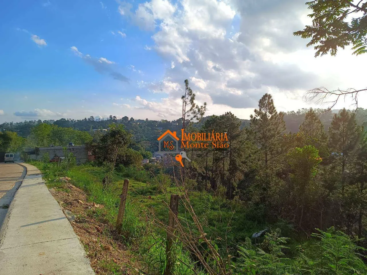 Imagem Terreno à venda, 1000 m² por R$ 490.000 - Água Azul - Guarulhos/SP