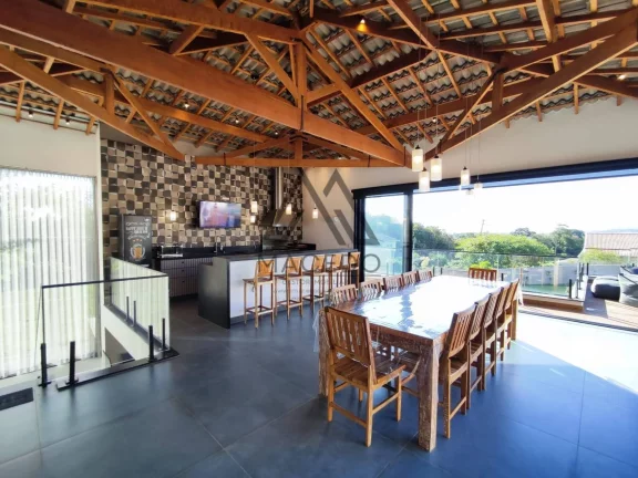 Imagem Casa incrível com 4 suítes, piscina, Beach e Salão de Jogos - Mobiliada
