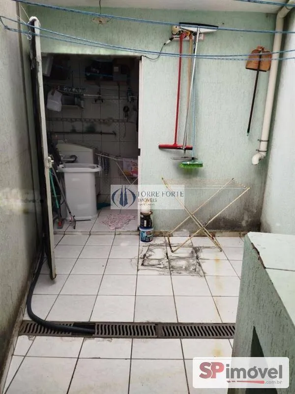Imagem Sobrado com 3 dormitorios 2 vagas , Sacada no Jardim Robru.