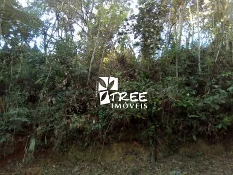 Imagem VENDA DE TERRENO NO CONDOMÍNIO ARUJAZINHO II, EM ARUJÁ/SP, COM ÁREA TOTAL DE 1.420M² E TOPOGRAFIA EM ACLIVE E DECLIVE. CONSULTE-NOS.