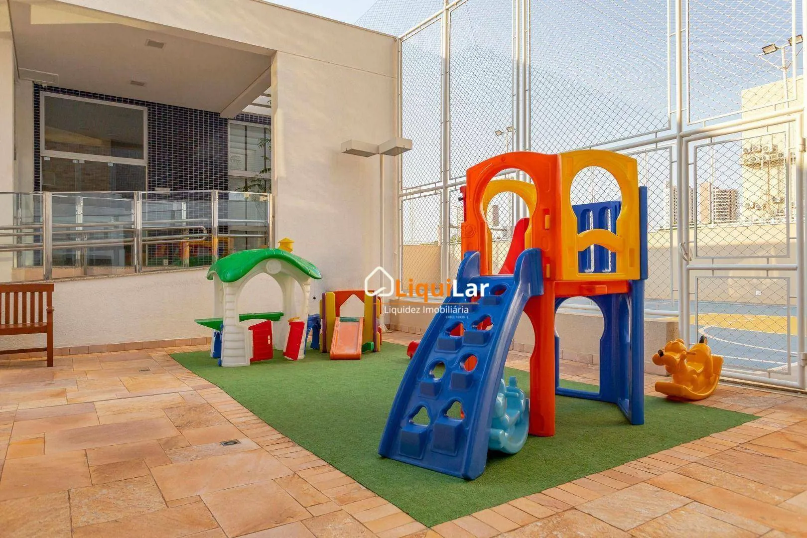 Imagem Apartamento à Venda no Edifício August Rodin com 221,14 m², 3 Suítes, Escritório e 3 Vagas em Frente à Praça Belmar Fidalgo