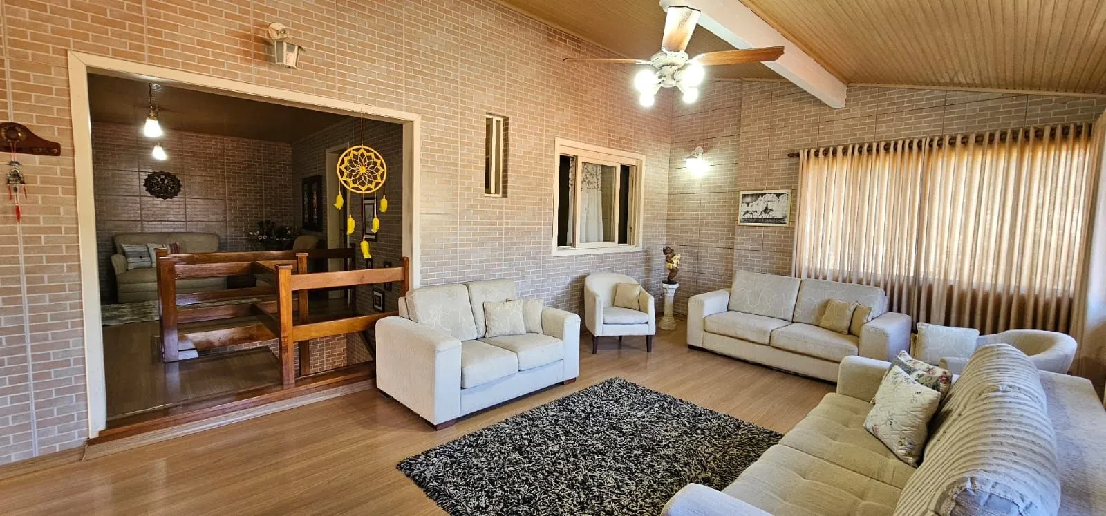 Imagem Casa 3 dormitórios Bairro Guarujá