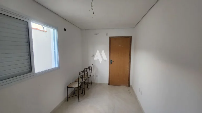 Imagem Casa Padrão, sobreposta baixa, nova, 2 dormitórios, 2 banheiros, 1 vaga - Radio Clube, - Santos/SP