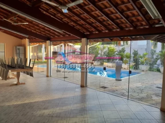 Imagem Belíssima casa em condomínio de alto Padrão
