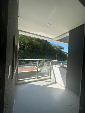 Imagem Apartamento de 2 dormitórios sendo 1 suíte, 1 garagem. Sala de estar e jantar; Sacada com churrasq...
