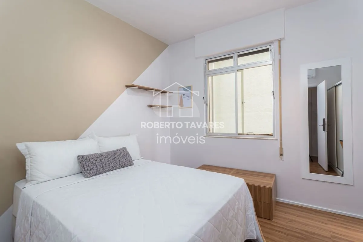 Imagem Apartamento Mobiliado e totalmente Reformado! 145 m2 úteis 5dts e 3 suítes, cozinha aberta para sala - Está a duas quadras da Av. Paulista.