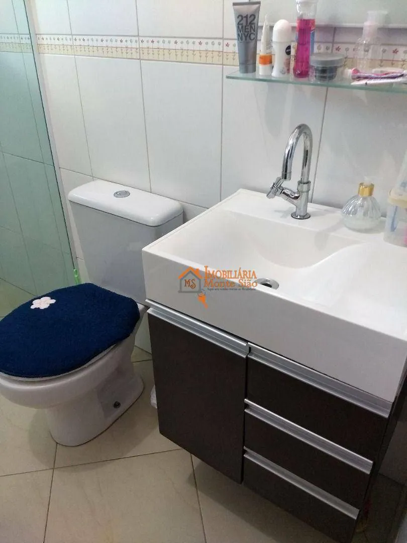 Imagem Sobrado com 3 dormitórios à venda, 245 m² por R$ 424.000,00 - Jardim Santa Lídia - Guarulhos/SP