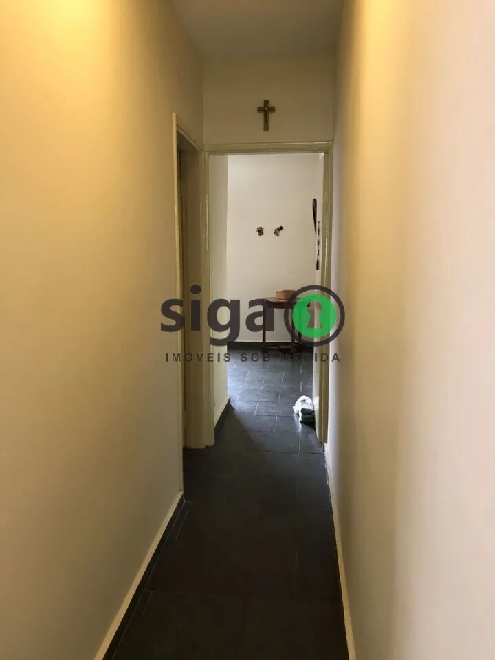 Imagem Casa Espaçosa com Quintal e 3 Dormitórios no Brooklin para Venda