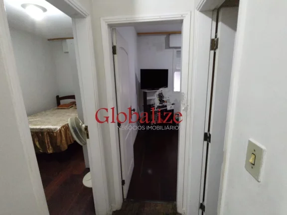 Imagem Apartamento de 2 dormitórios meia quadra da praia por R$.530.000,00 no Bairro da Pompéia !