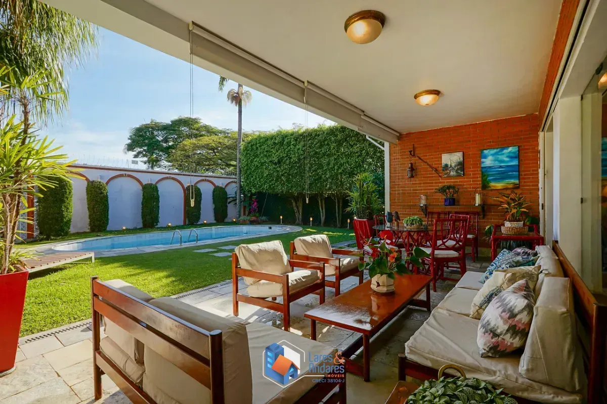 Imagem Casa para venda em Jardim Leonor com 3 quartos, sendo 3 suítes, 340m²