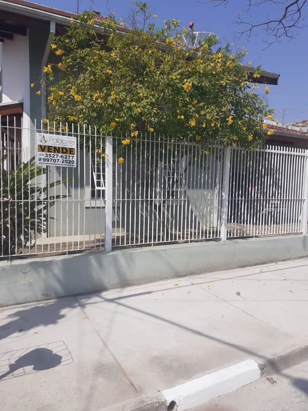 Foto do imóvel Casa à venda 4 Quartos, 1 Suite, 1 Vaga, 270M², Santana, Pindamonhangaba - SP