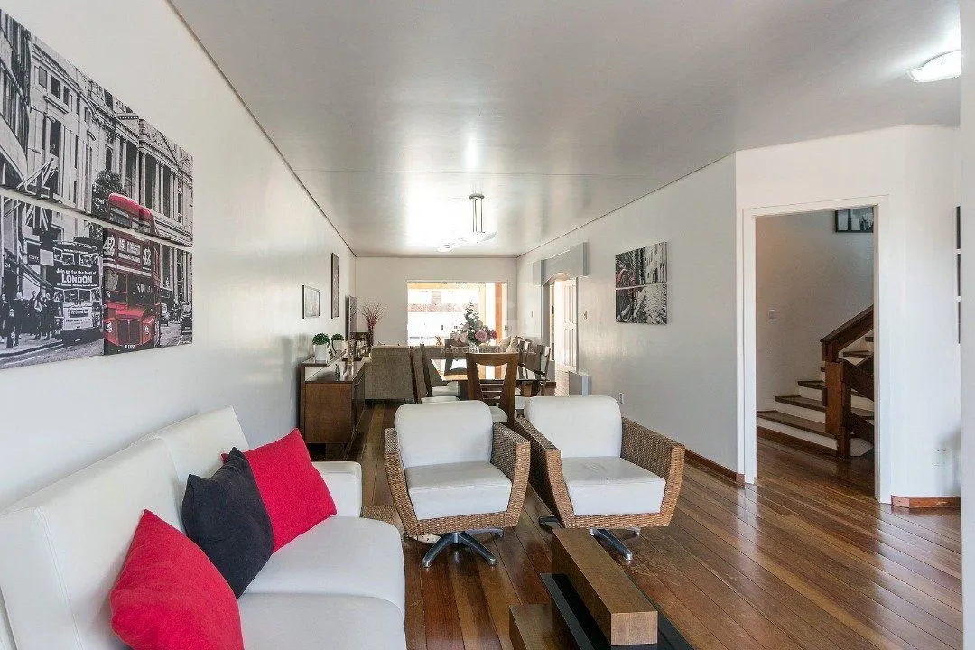 Imagem Casa Condominio para Venda - 297.63m², 4 dormitórios, sendo 1 suites, 2 vagas - Espirito Santo