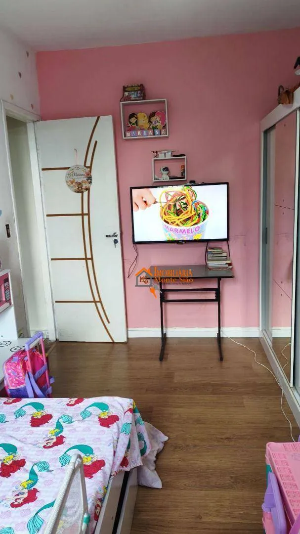 Imagem Apartamento com 2 dormitórios à venda, 55 m² por R$ 280.000,00 - Cocaia - Guarulhos/SP