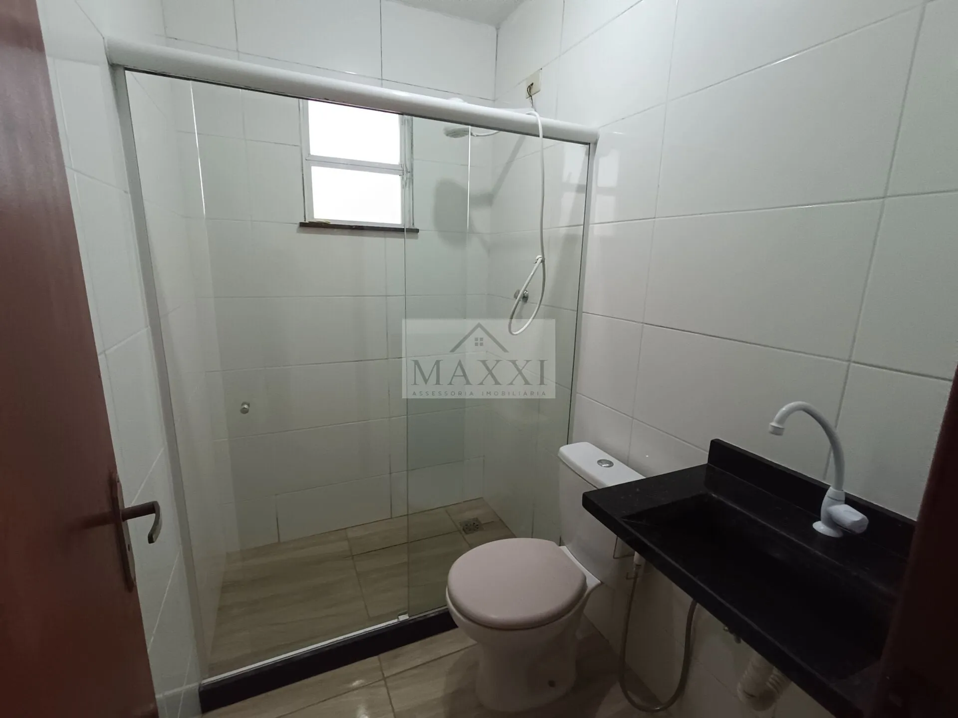 Imagem Casa Totalmente Reformada de 2 Quartos com Suíte e Quintal em Pedra de Guaratiba