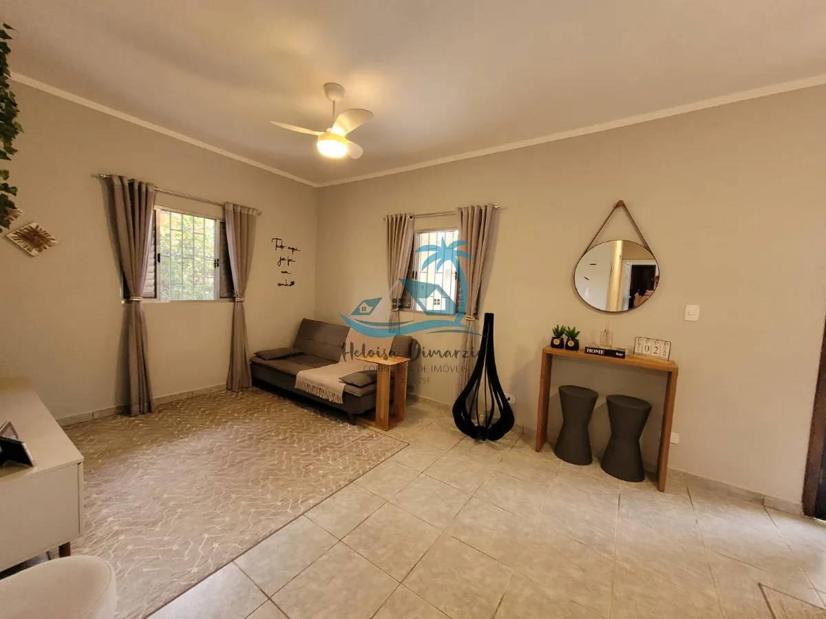 Imagem Linda casa térrea à venda no Perequê-açu, em Ubatuba, a 800m da orla