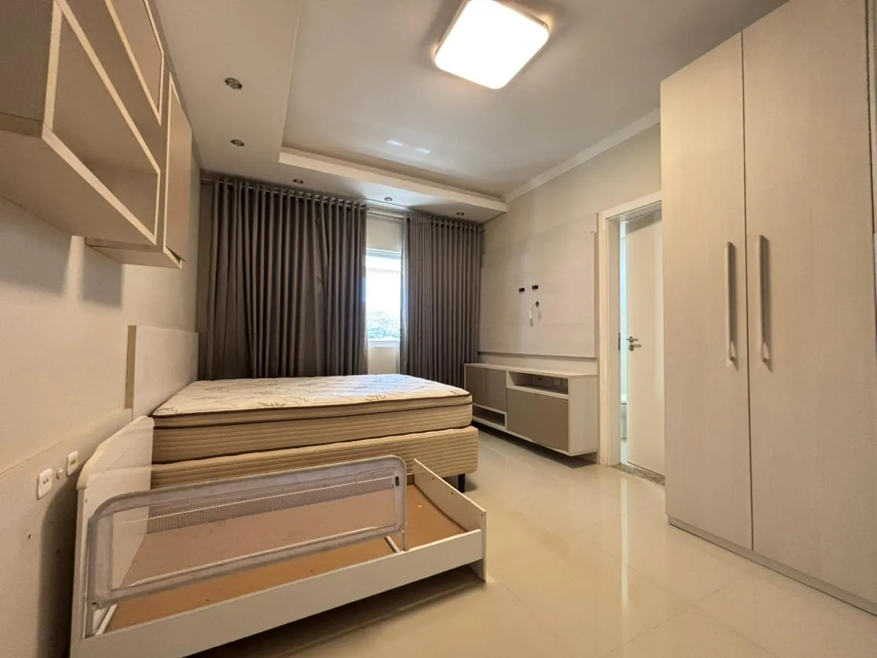 Imagem Apartamento com vista para o mar à venda com 173m2 por R$ 2.800.000,00