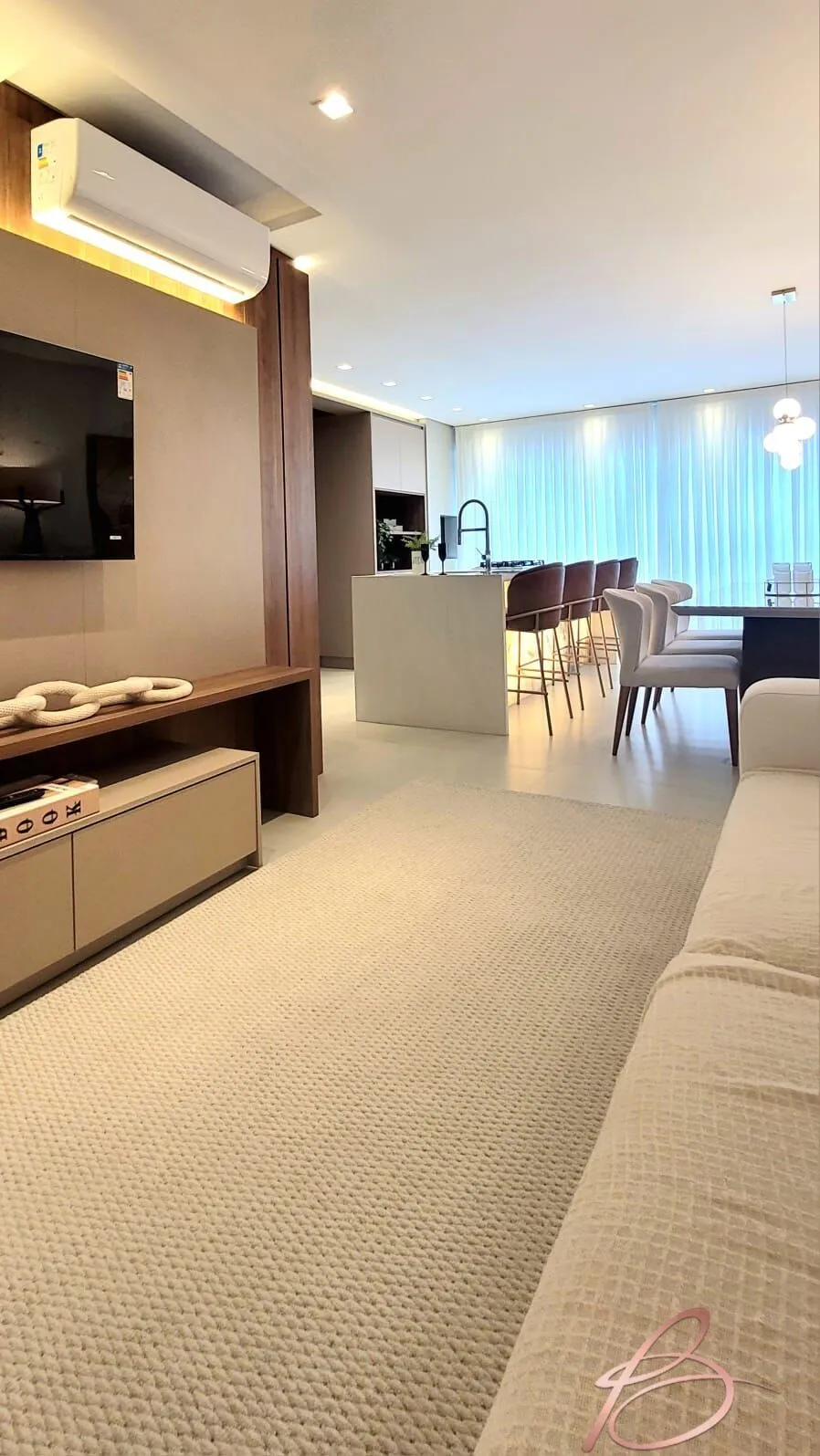 Imagem Apartamento Alto Padrão 3 suítes em Balneário