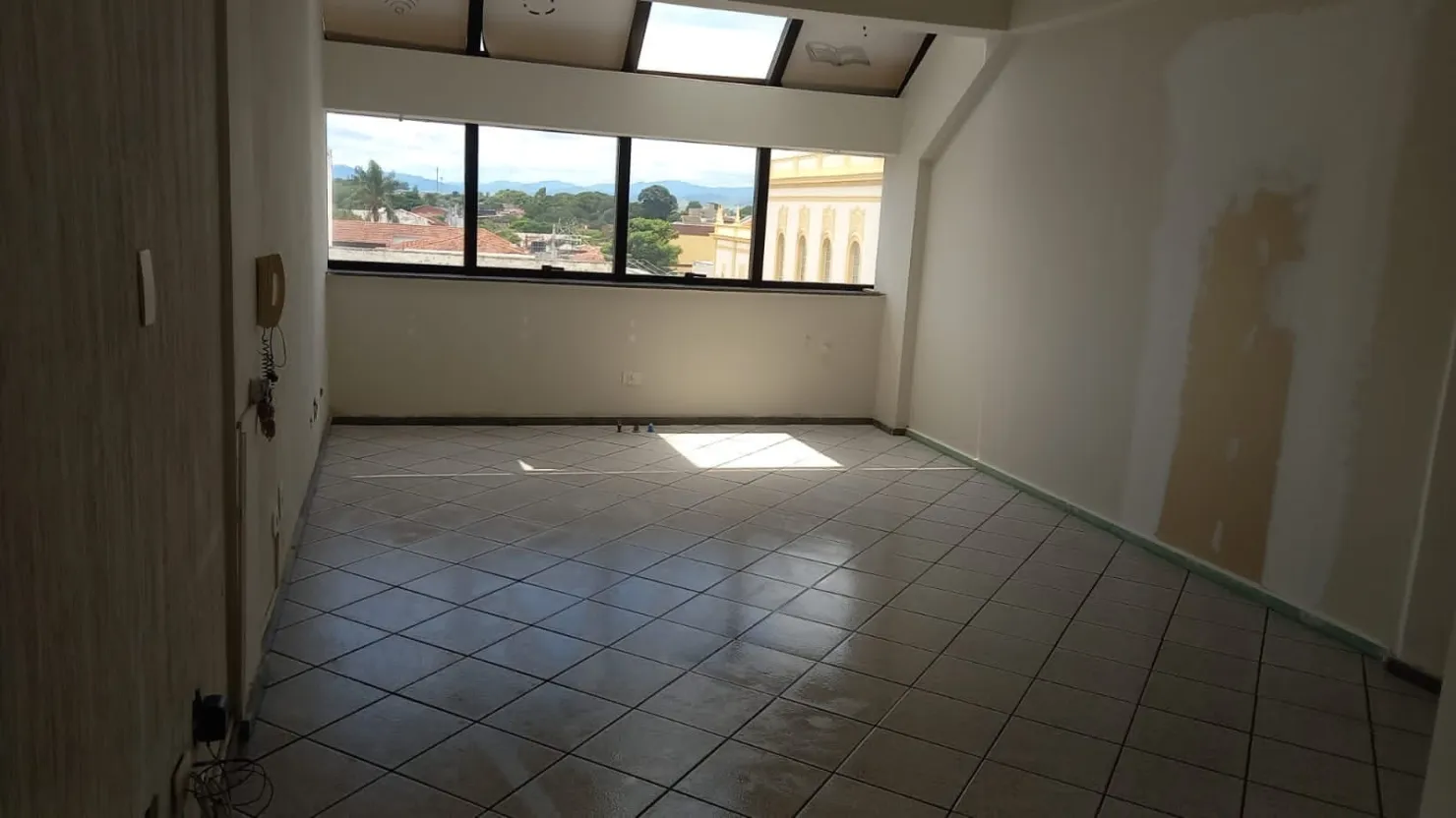 Imagem Comercial à venda 40M², Centro, Pindamonhangaba - SP | condominio antonio cozzi