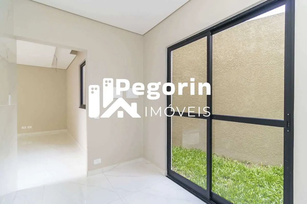 Imagem Sobrado à venda em Curitiba, Uberaba, com 3 quartos, 104m²