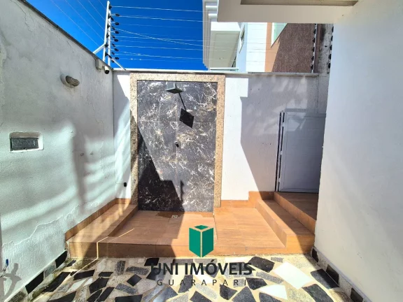 Imagem Casa à venda na Praia do Morro - Guarapari com 3 suítes, piscina e ótima localização.